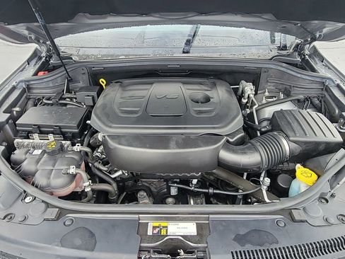 Used 2019 Jeep Grand Cherokee Laredo image 28