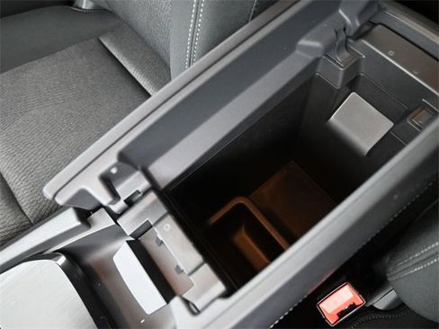 New 2026 Nissan Rogue SV image 9