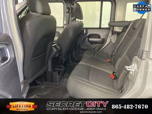 Used 2022 Jeep Wrangler Unlimited Sport image 27