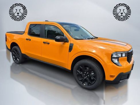 New 2026 Ford Maverick XLT w/ Equipment Group 301A AWD/4WD image 3