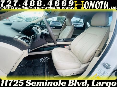 Used 2016 Lincoln MKZ FWD image 10
