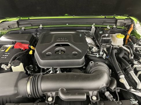 Used 2025 Jeep Wrangler Sport S w/ Convenience Group image 12