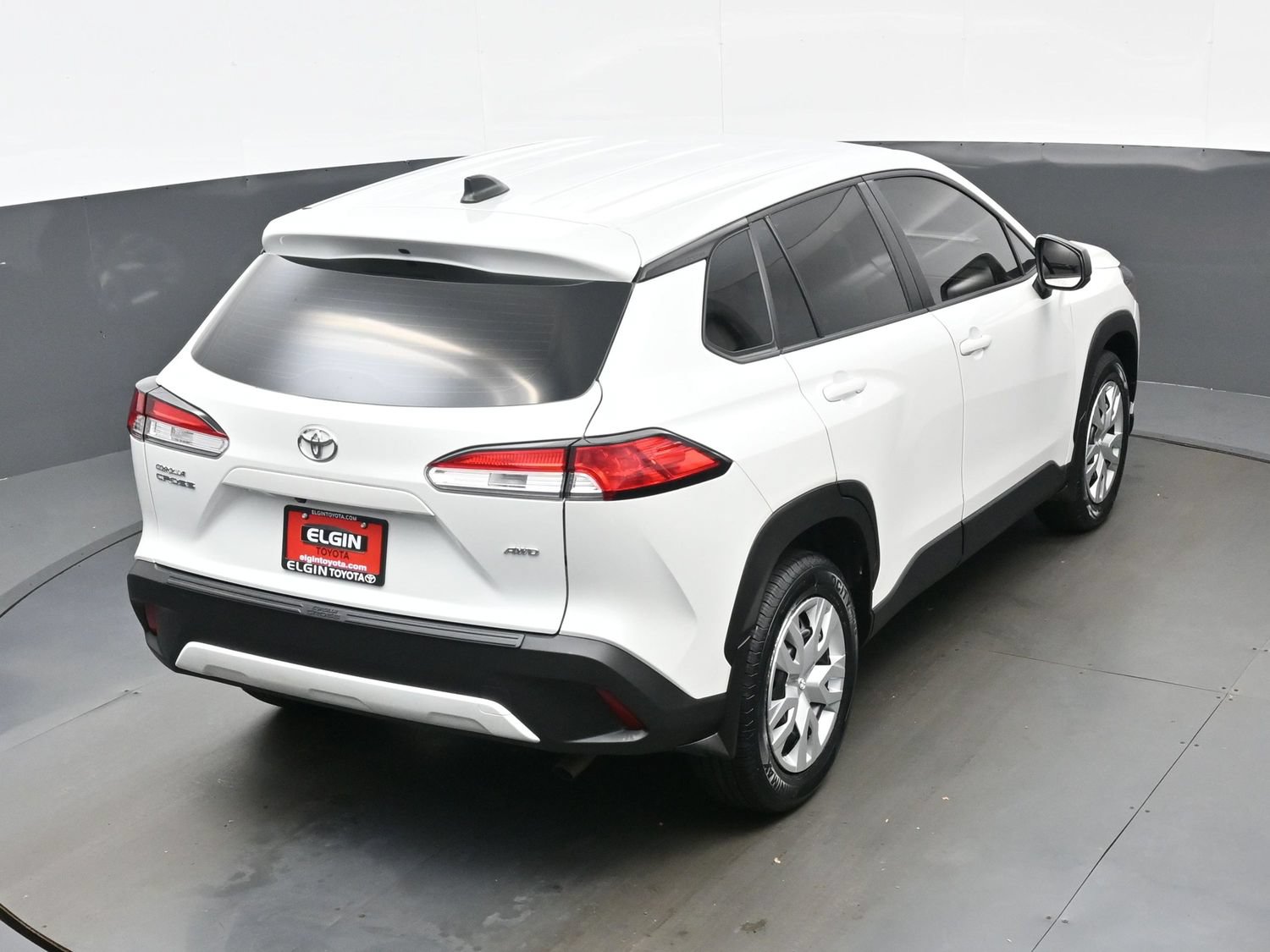 Used 2024 Toyota Corolla Cross L AWD/4WD image 37