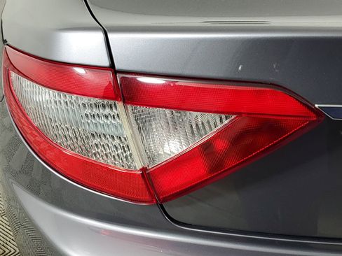 Used 2013 Maserati GranTurismo Sport image 20