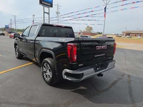Used 2025 GMC Sierra 1500 SLT AWD/4WD image 4