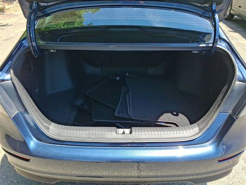 Certified 2023 Honda Accord EX image 29
