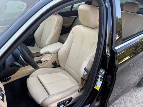 Used 2017 BMW 330i Sedan RWD image 20