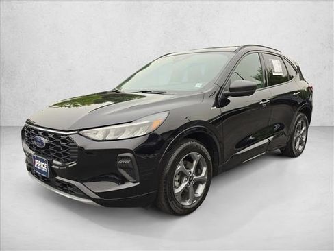 Used 2023 Ford Escape ST-Line AWD/4WD image 1