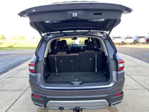 Used 2025 Honda Pilot Elite image 20