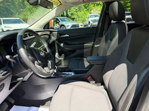 Used 2022 Buick Encore GX Select w/ Advanced Technology Package AWD/4WD image 14