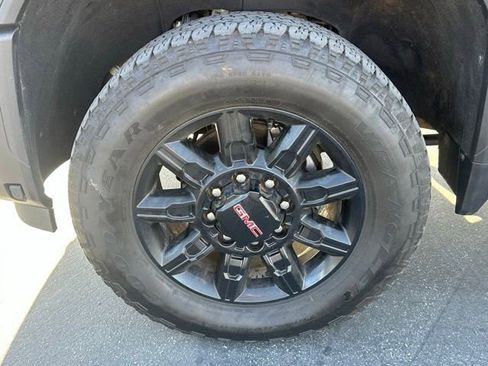 Used 2024 GMC Sierra 3500 AT4 w/ AT4 Premium Plus Package AWD/4WD image 32