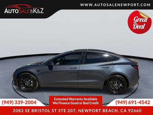 Used 2020 Tesla Model 3 Standard Range Plus image 4