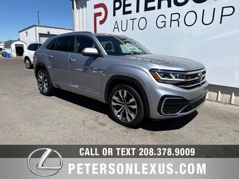 Used 2020 Volkswagen Atlas Cross Sport SEL Premium R-Line AWD/4WD image 2