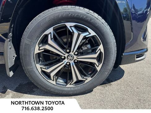 Used 2023 Toyota RAV4 XSE w/ Weather Package AWD/4WD image 18