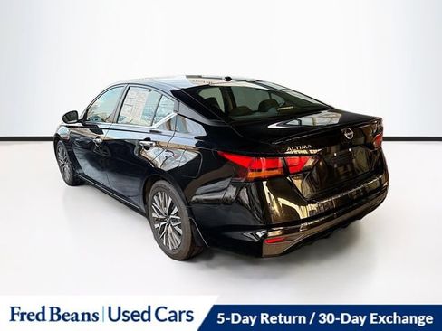 Used 2023 Nissan Altima 2.5 SV image 6