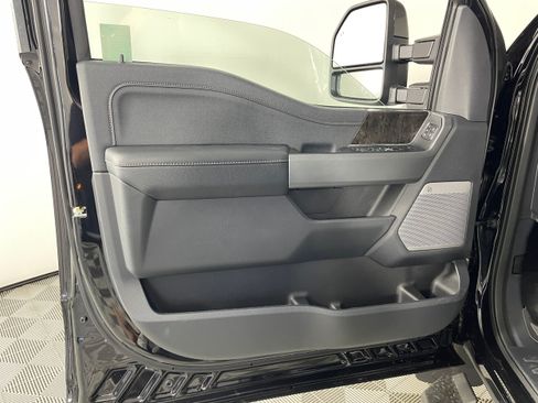 New 2026 Ford F350 Lariat AWD/4WD image 5