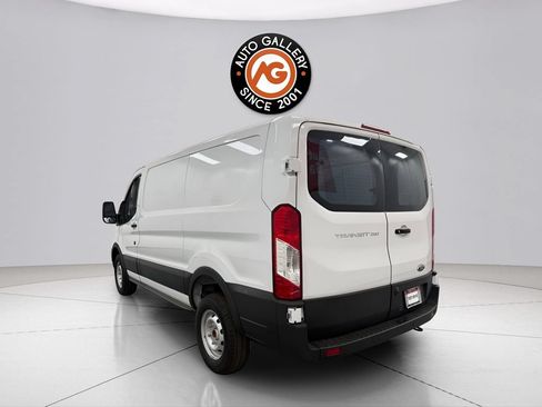 Used 2024 Ford Transit 150 Low Roof RWD image 5