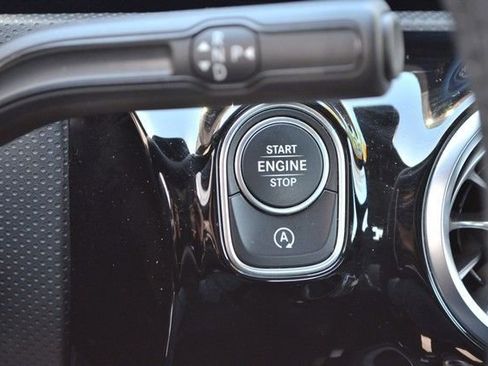Used 2025 Mercedes-Benz CLA 250 4MATIC image 29