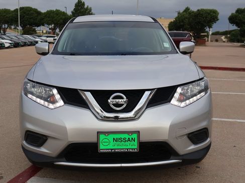 Used 2016 Nissan Rogue S FWD image 4