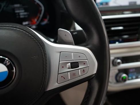 Used 2021 BMW 740i xDrive w/ M Sport Package image 23