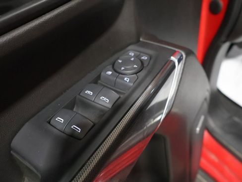 Used 2022 GMC Sierra 1500 AT4 w/ AT4 Preferred Package AWD/4WD image 13