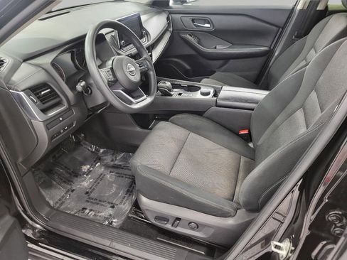 Used 2024 Nissan Rogue SV image 10