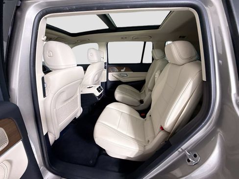 Certified 2023 Mercedes-Benz GLS 450 4MATIC image 22