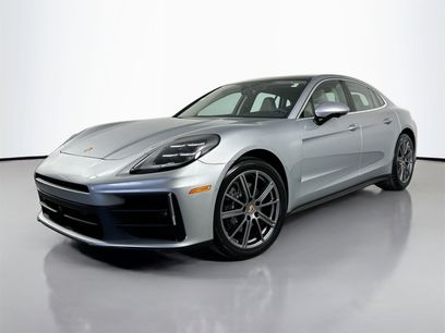 New 2025 Porsche Panamera 4