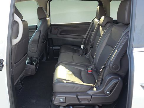 Used 2020 Honda Odyssey EX-L image 13