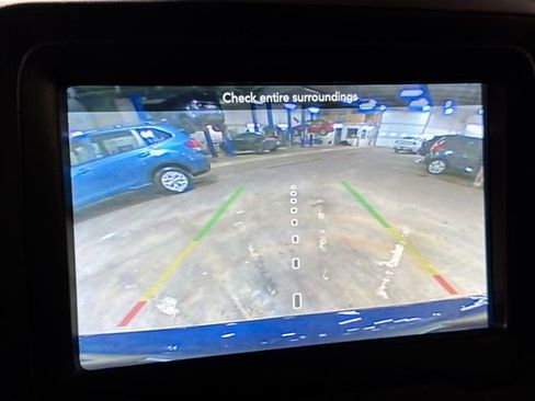 Used 2019 Jeep Renegade Latitude w/ Cold Weather Group image 13