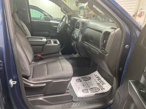 Certified 2022 Chevrolet Silverado 1500 Custom image 11
