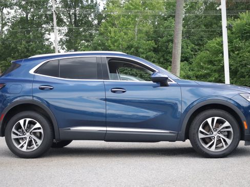 Used 2023 Buick Envision Essence FWD image 5