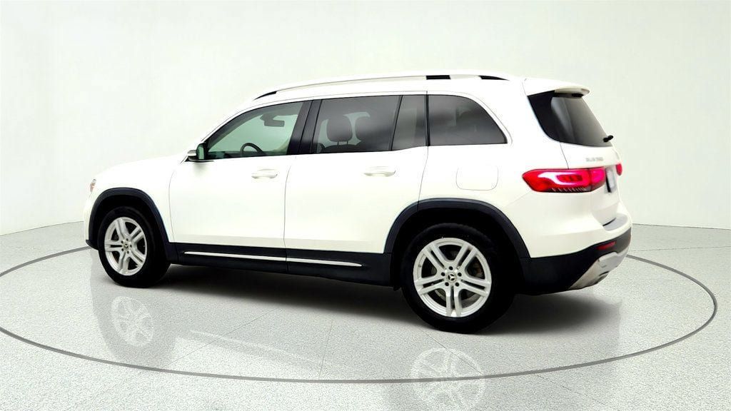 Used 2023 Mercedes-Benz GLB 250 4MATIC image 7