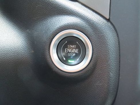 Used 2023 GMC Sierra 1500 Pro AWD/4WD image 11