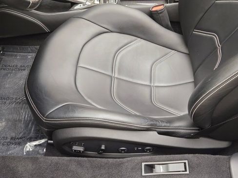 Used 2018 Ferrari 488 Spider image 31