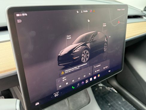 Used 2025 Tesla Model Y Long Range AWD/4WD image 20