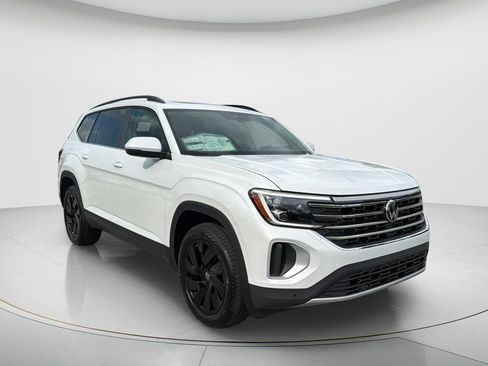 New 2026 Volkswagen Atlas SE FWD image 3