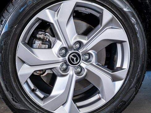 Used 2022 MAZDA MX-30 Electric w/ Premium Package image 10