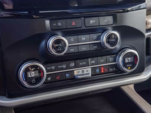 Used 2024 Ford Expedition Max Limited image 21