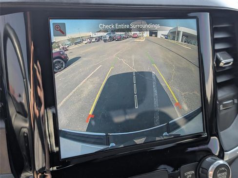 Used 2023 RAM 1500 Big Horn AWD/4WD image 17
