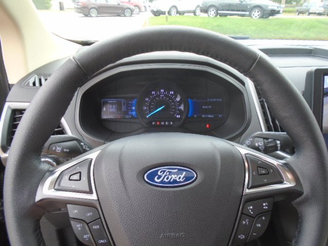 Used 2024 Ford Edge SEL w/ Convenience Package AWD/4WD image 18