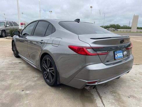Used 2025 Toyota Camry XSE w/ Premium Package FWD image 5