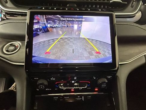 Used 2022 Jeep Grand Cherokee Limited 4xe AWD/4WD image 25