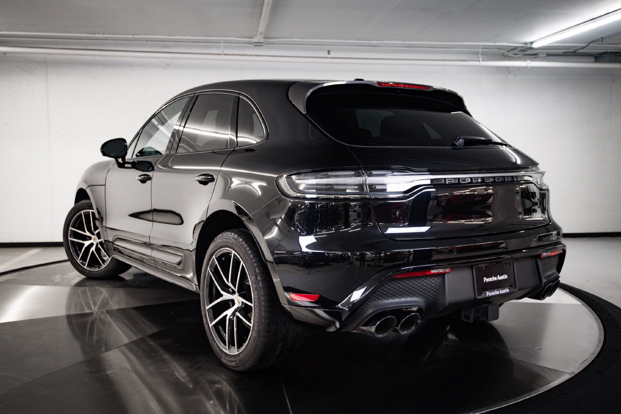 Certified 2023 Porsche Macan Turbo AWD/4WD image 3