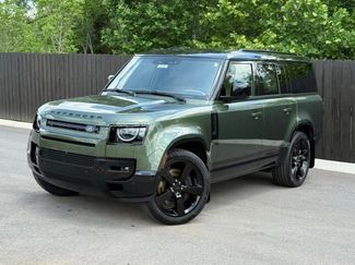 New 2026 Land Rover Defender 130 X-Dynamic SE AWD/4WD video 1