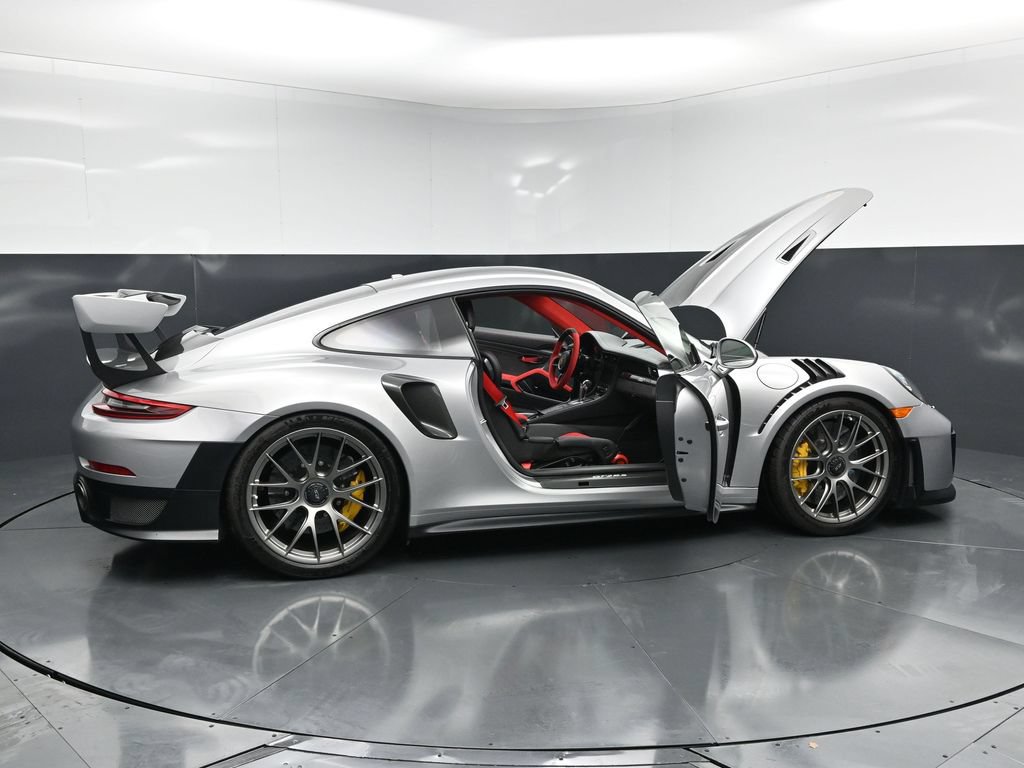 Used 2018 Porsche 911 GT2 RS RWD image 32