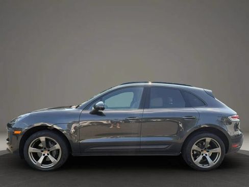 Used 2022 Porsche Macan w/ Premium Package Plus AWD/4WD image 8