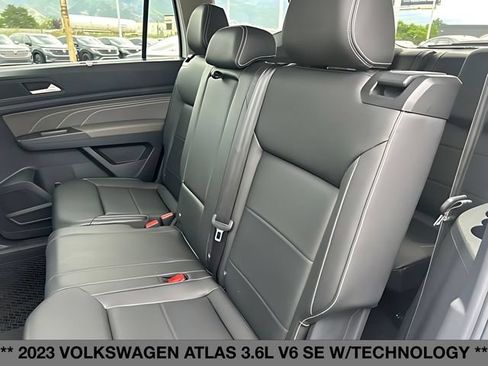 Used 2023 Volkswagen Atlas SE w/ Black Wheel Package AWD/4WD image 19
