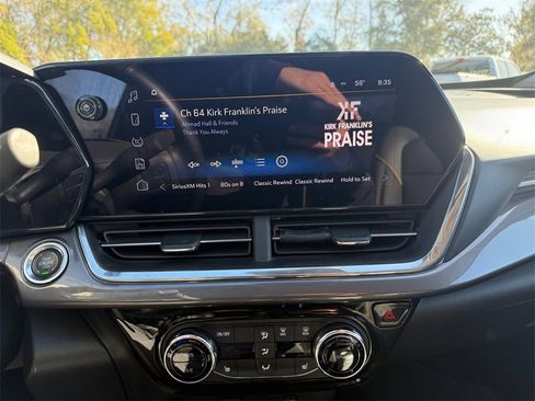 Used 2025 Chevrolet Trax ACTIV w/ Driver Confidence Package image 24