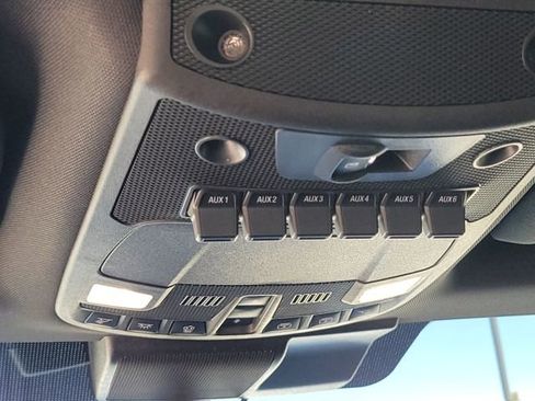 Used 2021 Ford F350 Platinum w/ FX4 Off-Road Package image 10